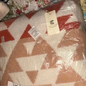 Geometric Throw Blanket - Cream and Tan